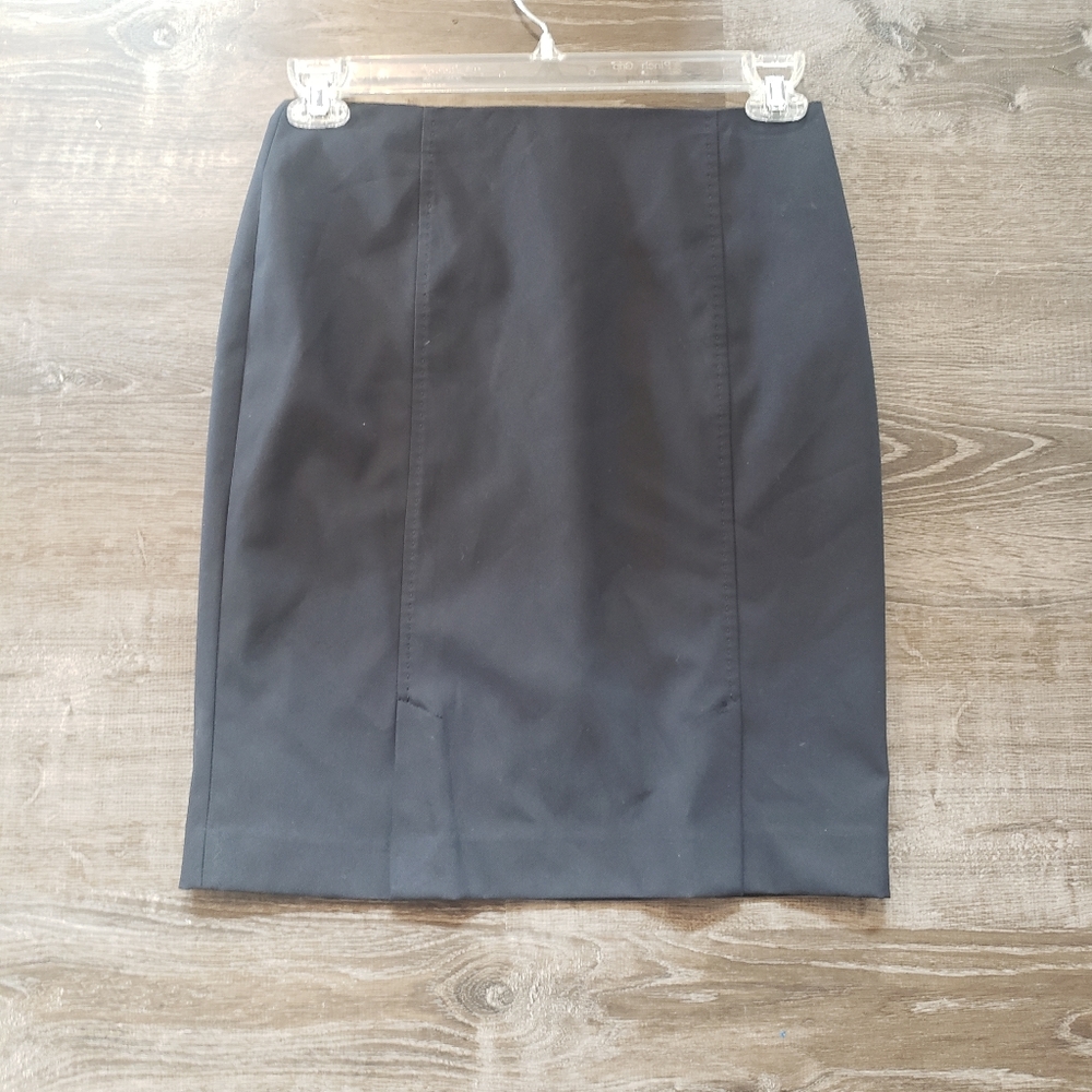 Halogen black pencil skirt size 4 double slit in front